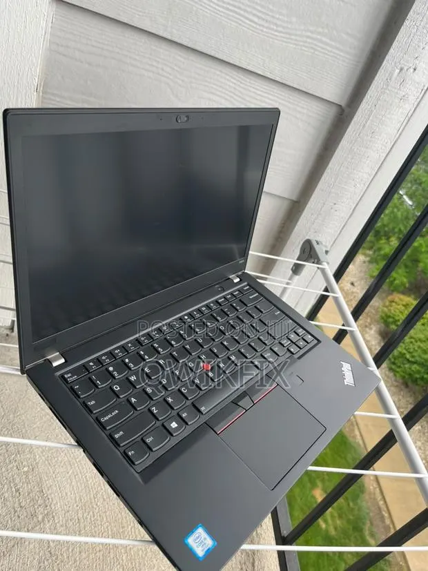 Laptop Lenovo ThinkPad T480s 16GB Intel Core i5 SSD 256GB · Photo 1