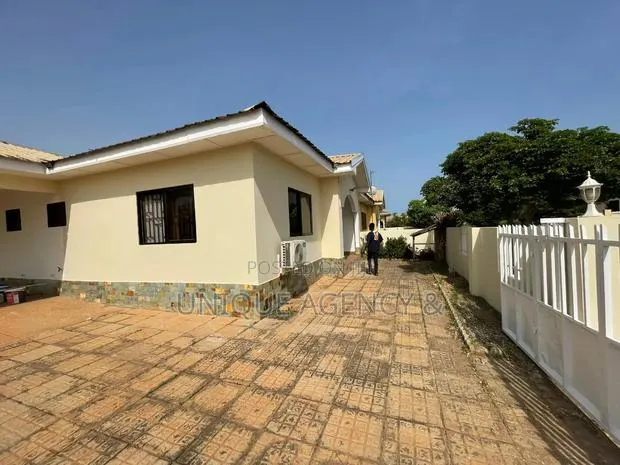Furnished 3bdrm Bungalow in Community 25 for rent · Photo 1