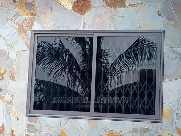 A2 Italian Sliding Window · Photo 1