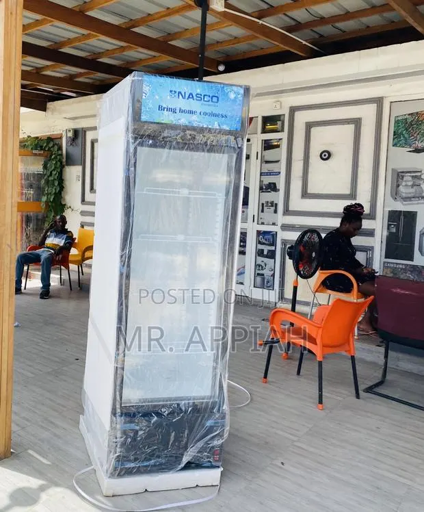 Well Design Nasco Nasfl400-1dr 1 Door Display Fridge. · Photo 1