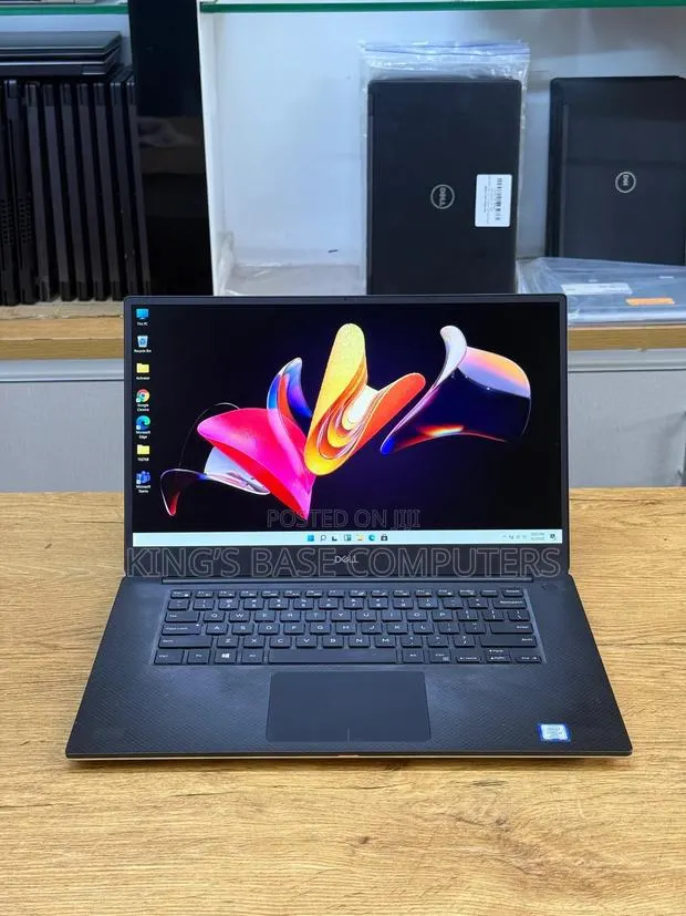 Laptop Dell Precision 15 5540 16GB Intel Core i7 SSD 512GB · Photo 1