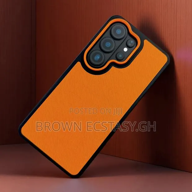 Samsung Galaxy S25 Ultra Orange Classic Case · Photo 1