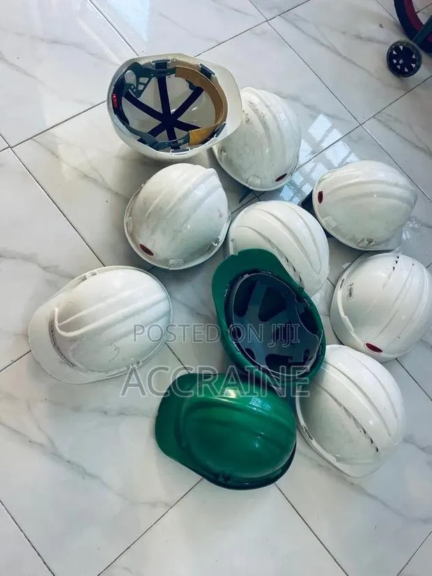 Safety Helmets · Photo 1