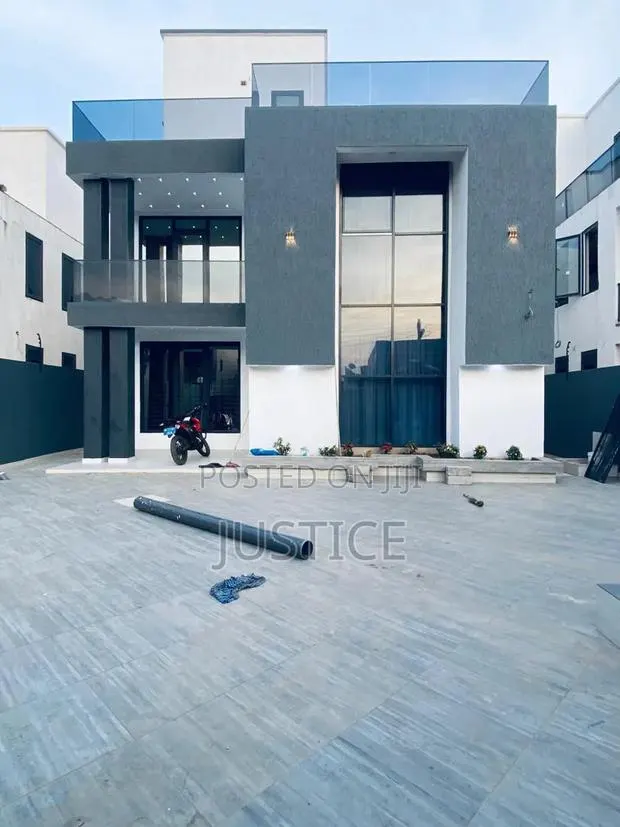 5bdrm House in Lakeside Estate for rent · Photo 1