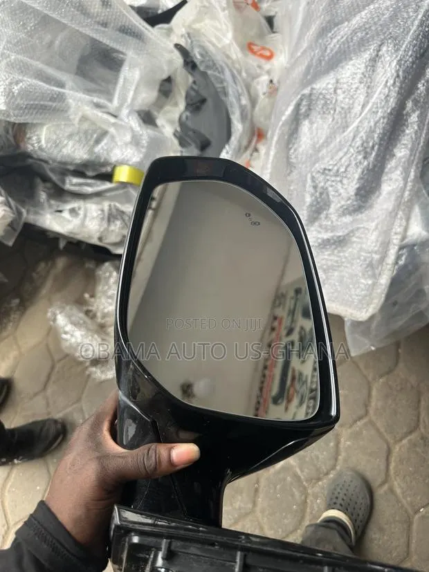 Hyundai Santa Fe Santafe Side Mirror Sensor 2013 2015 2016 2017 2018 · Photo 1