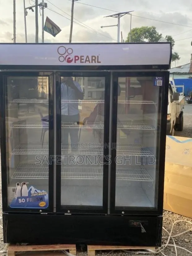Top Notch Glass 3 Doors PVC-150 Pearl Display Electric Fridge · Photo 1