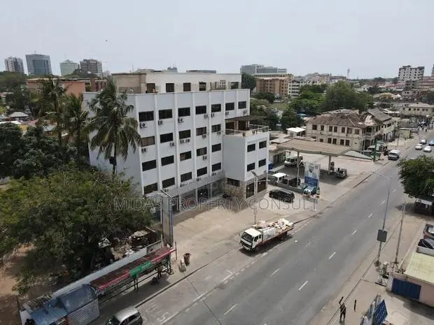 Office Building for Sale at Adabraka · Photo 3