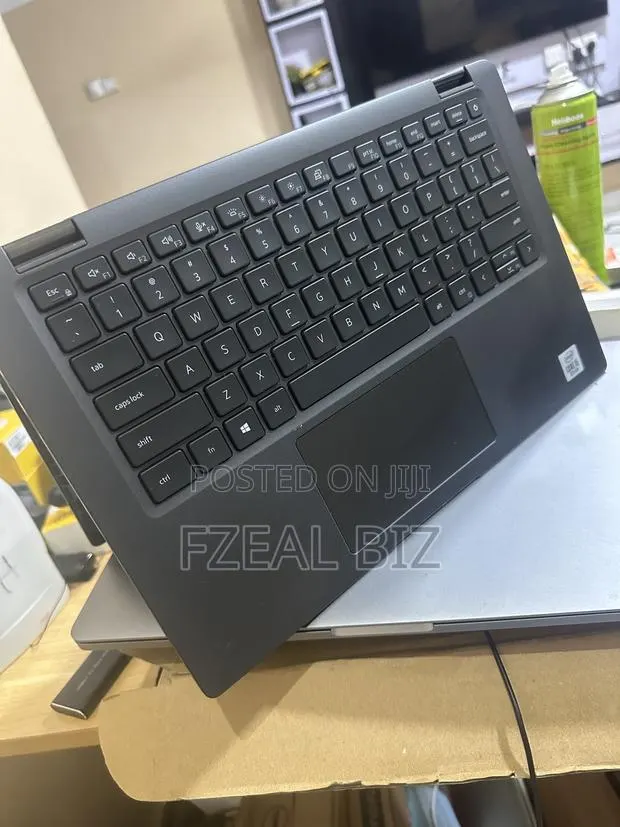 Laptop Dell Latitude 7410 16GB Intel Core i5 SSD 256GB · Photo 1