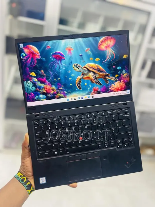 Laptop Lenovo ThinkPad X1 Carbon 16GB Intel Core I7 SSD 256GB · Photo 1