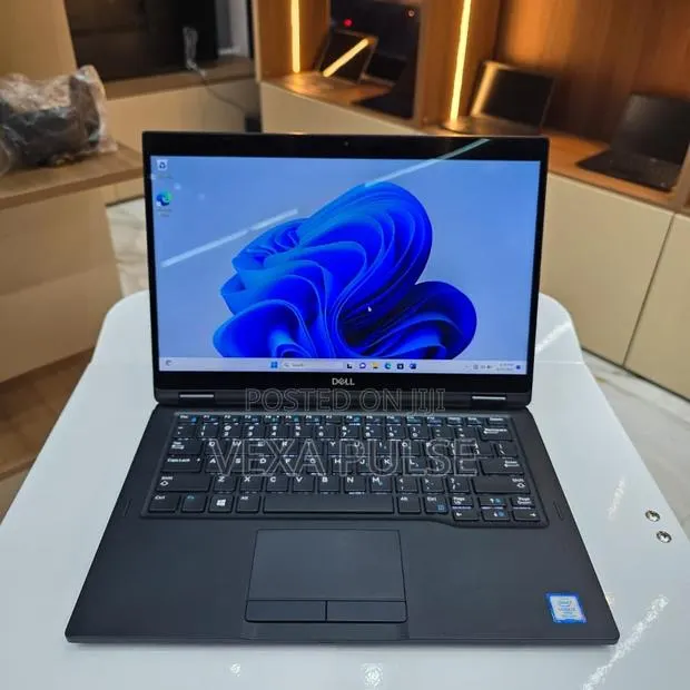 Laptop Dell Latitude 7390 2-in-1 16GB Intel Core i5 SSD 256GB · Photo 1