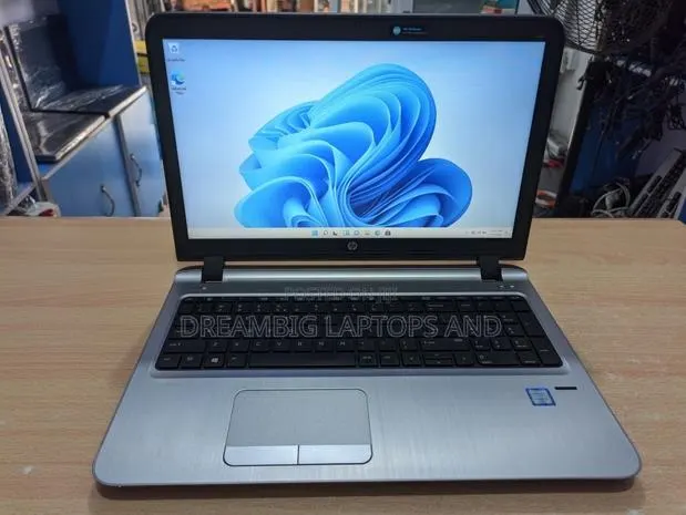 Laptop HP ProBook 450 G3 8GB Intel Core i5 HDD 500GB · Photo 1