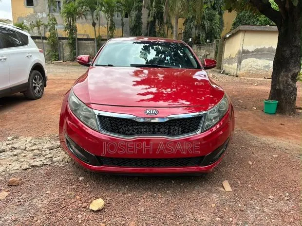 Kia Optima 2013 Red · Photo 1