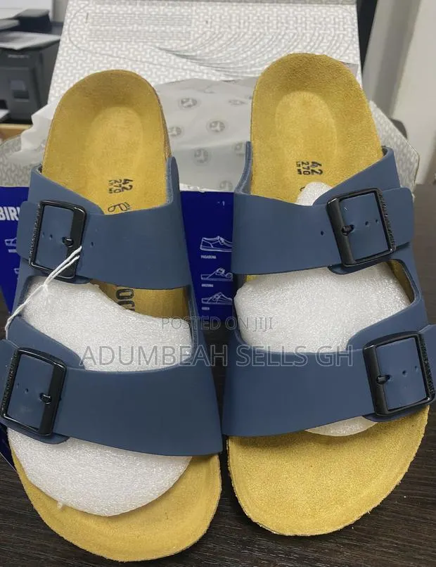 Original Birkenstock Available in All Colors and in Box · Photo 1