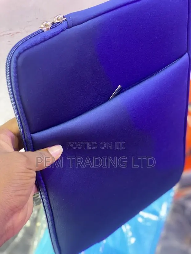 Laptop Bag · Photo 1