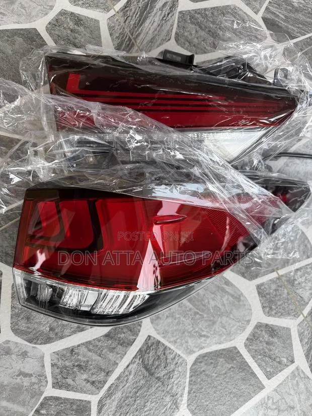 Lexus Rx350 2017-2021 Led Tail Lights Available · Photo 1