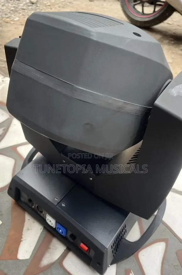 Beam 230 230w Moving Head Stage Light. · Photo 4