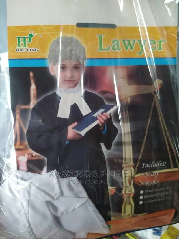 Lawyers Robe Uniform · Photo 1