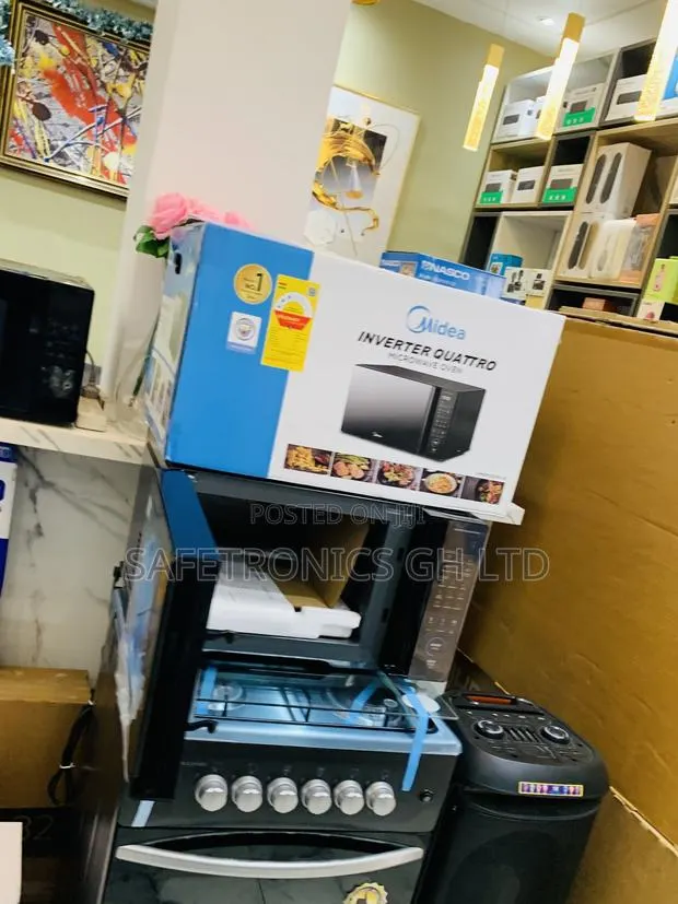 Newly Virtual Midea 30L Solo Inverter Microwave · Photo 1