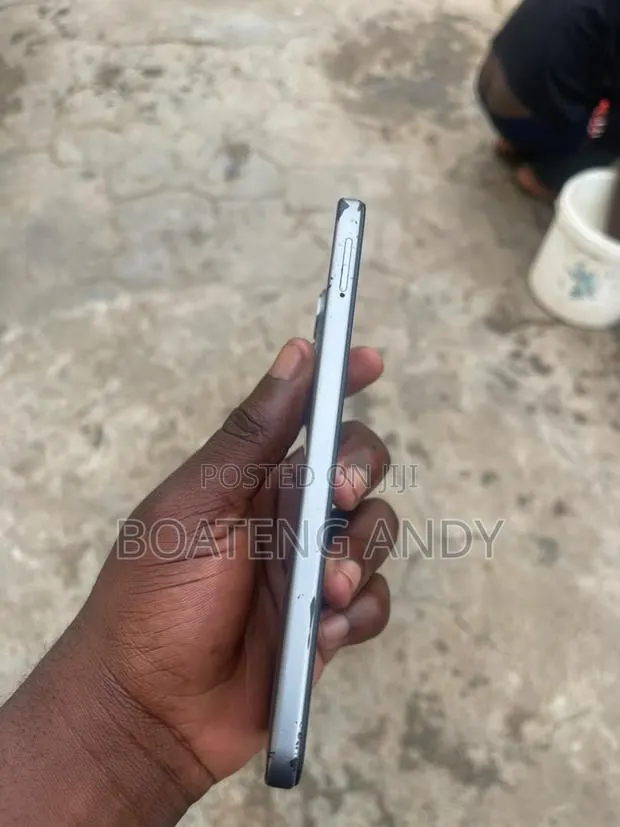 Tecno Pop 10 64 GB Gray · Photo 1