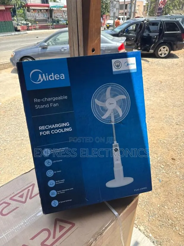 Hot Deal on Midea 18”Fan Rechargeable · Photo 1