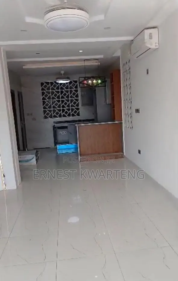 4bdrm Apartment in Grandprestige, Lapaz for rent · Photo 1