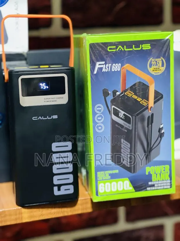 Fast Charge Power Bank · Photo 1