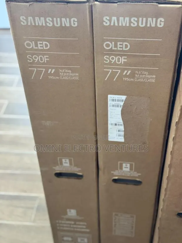 Heavyweight Samsung Oled 77” S90f · Photo 1