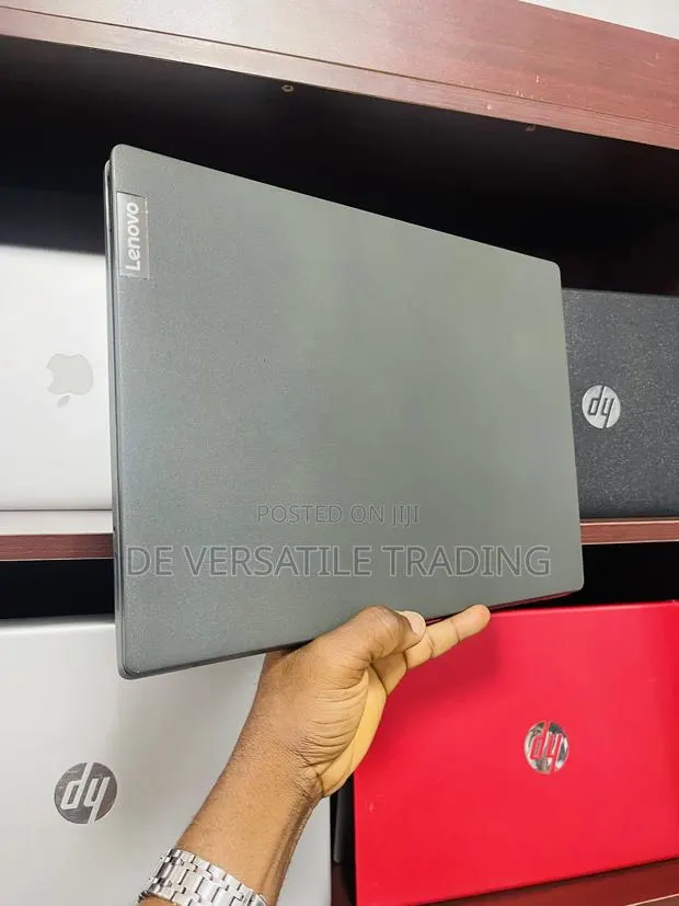 Laptop Lenovo 4GB Intel Celeron HDD+SSD 1T · Photo 1