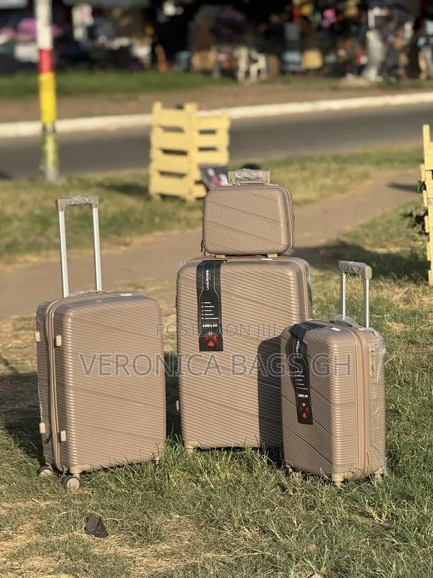 Unicross Four in One Trolly Luggage Unbreakable · Photo 1