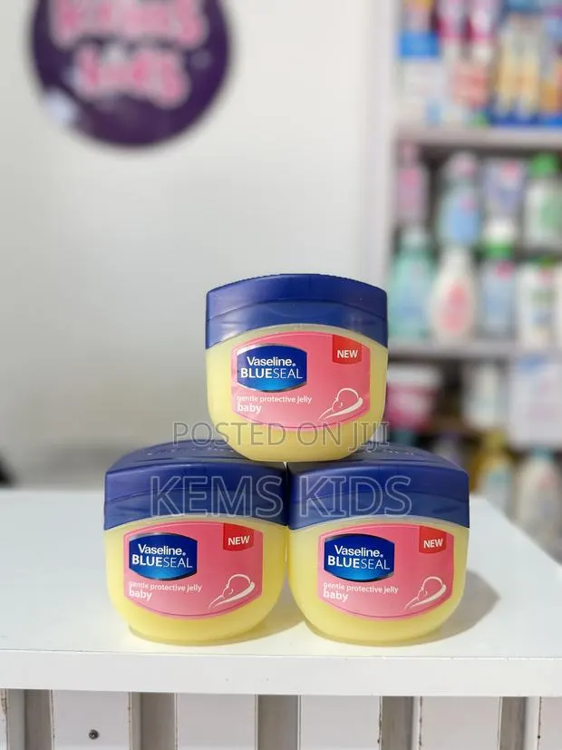 Vaseline Baby Petroleum Gel · Photo 1
