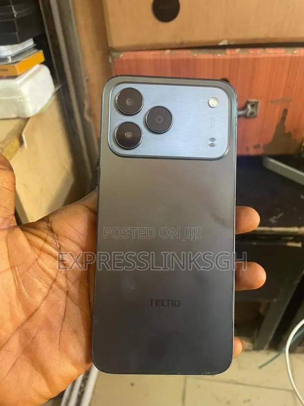 Tecno Spark 50 Pro 256 GB Blue · Photo 1