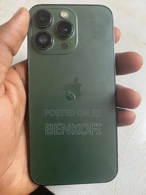 Apple iPhone 13 Pro 128 GB Green · Photo 1