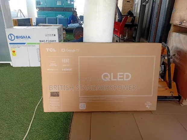 43" Smart Tv Netflix and Youtube TCL 43" Inches Tv · Photo 1