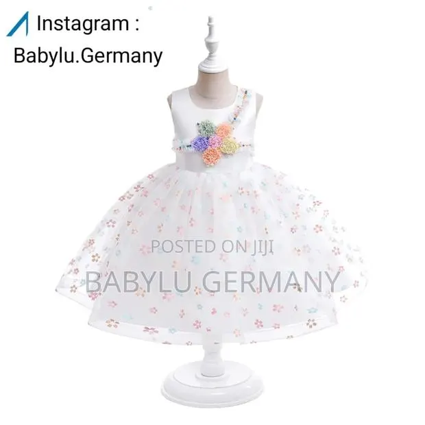 White Flower Pattern Dress / Ball Gown for Girls · Photo 1