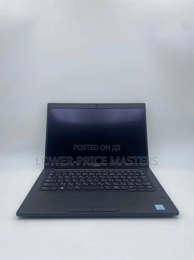 New Laptop Dell Latitude 7390 8GB Intel Core i5 SSD 256GB · Photo 1