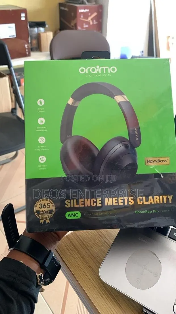 Oraimo BoomPop Pro 82Hr ANC HD · Photo 1