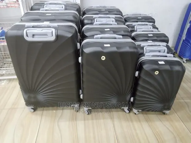 Traveling Bags for Sale · Photo 1