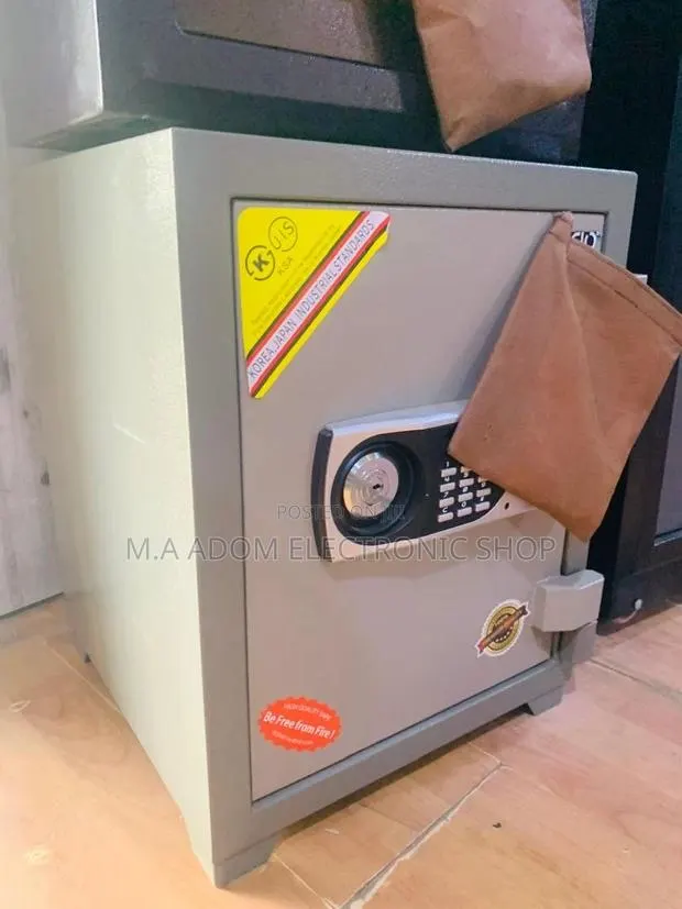 Eldo 27ea Money Safe Box · Photo 1