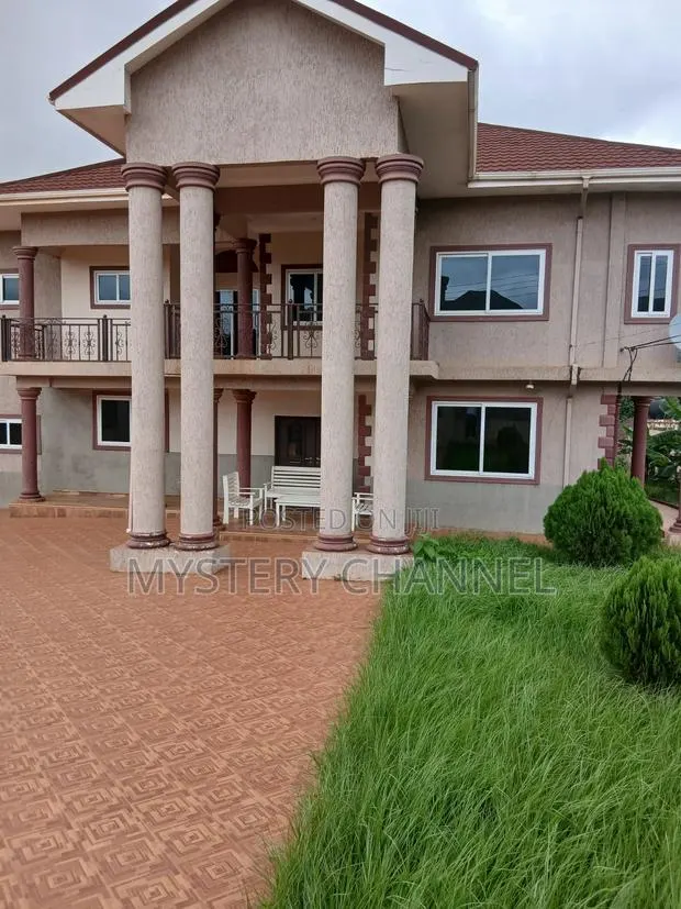 5bdrm House in Darkopropeeties, Kumasi Metropolitan for sale · Photo 1