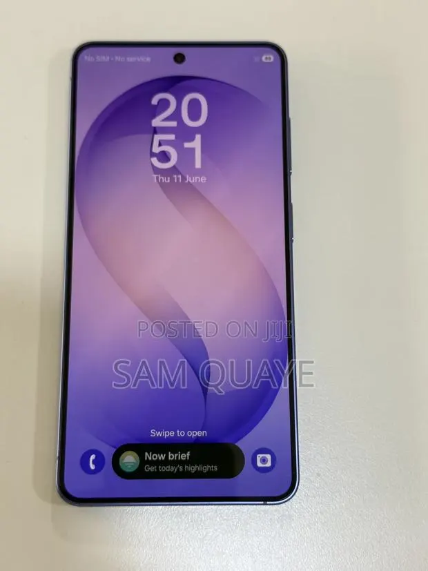 Samsung Galaxy s26 512 GB Purple · Photo 1