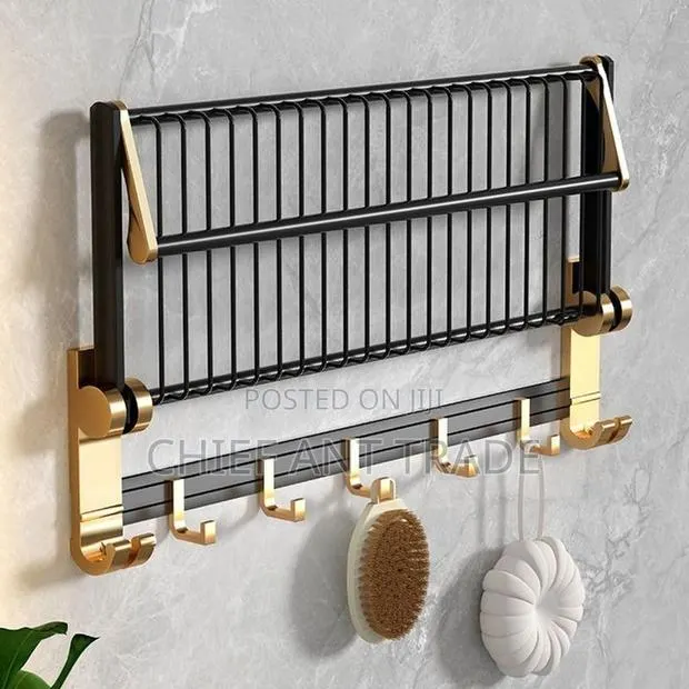 Towel Rack. Black Gold. 1020 · Photo 1