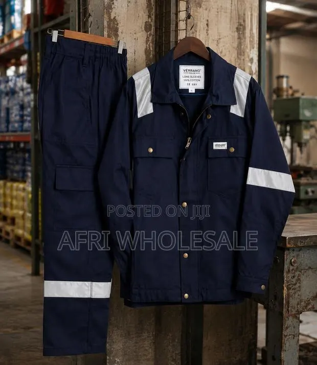 Discounted Heavy Duty Italian Industrial Top and Down Coveralls Safety · Photo 1