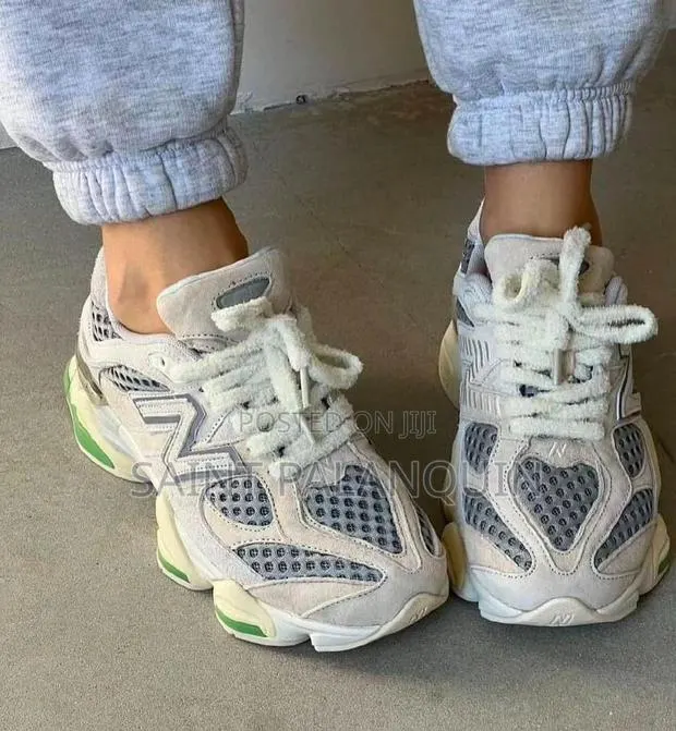 New Balance 9060 · Photo 1