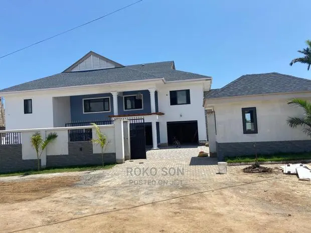 5bdrm Duplex in Dr Roko, Spintex for rent · Photo 1
