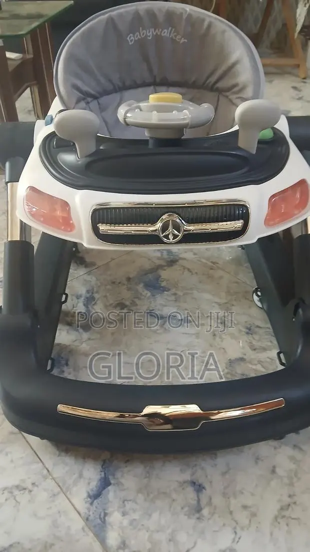 Walking Car · Photo 1