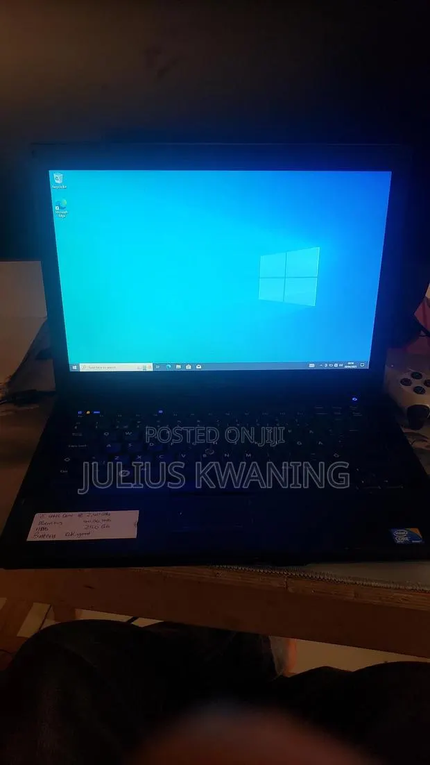 Laptop Dell Latitude E6410 4GB Intel Core i5 HDD 256GB · Photo 1