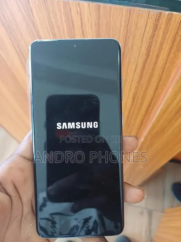 Samsung Galaxy S21 5G 128 GB Black · Photo 1