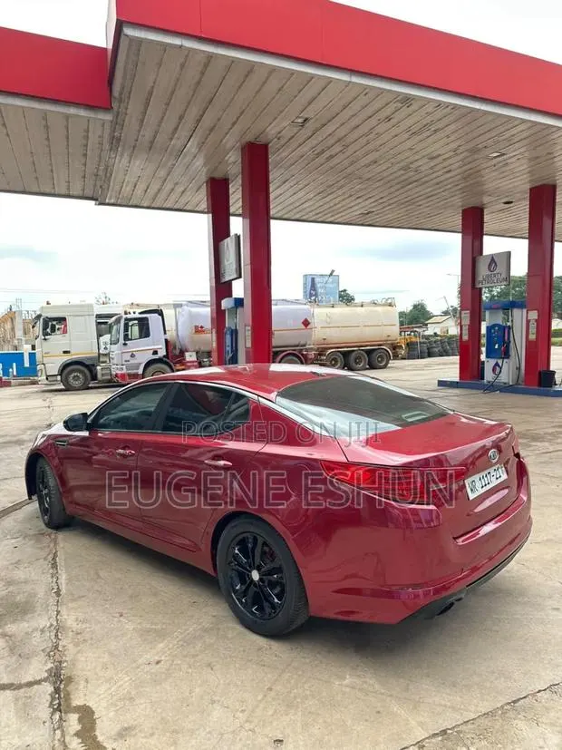 Kia Optima 2014 Red · Photo 1