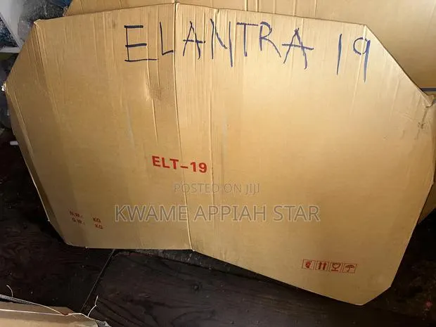 Elantra 2019-2020 Bonnet/ Hood · Photo 1