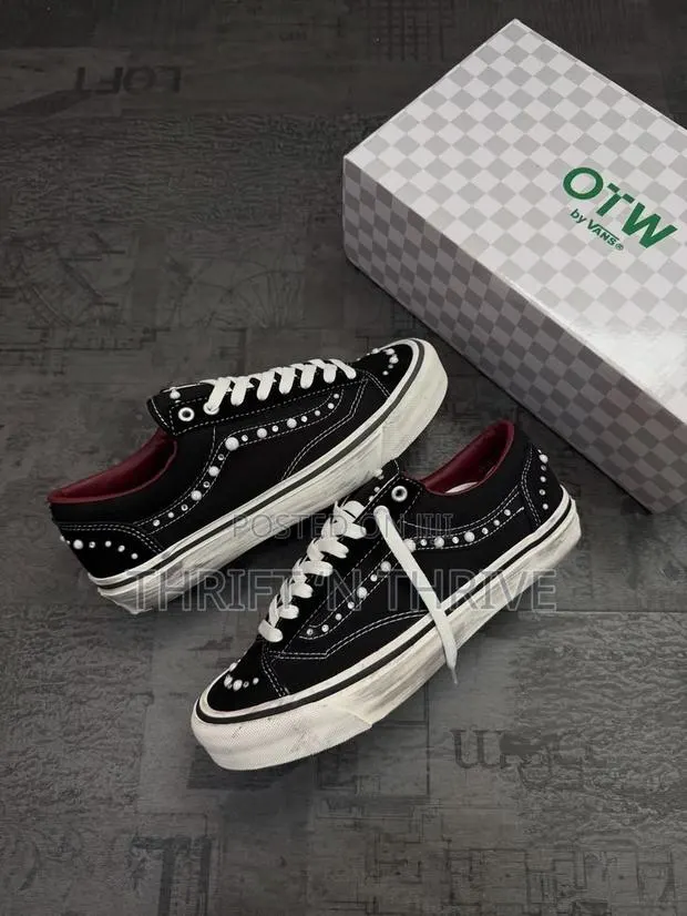 Vans Old Skool 36 Pearlized Sneakers · Photo 1